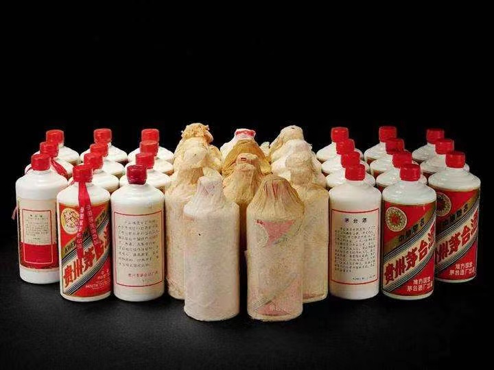 镇康日照岚山回收酒价格哪里回收(附近上门回收茅台酒）?